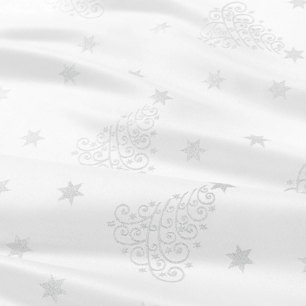 Goldea karácsonyi teflon szövet terítőknek - ezüstszínű karácsonyfák és csillagok 160 cm