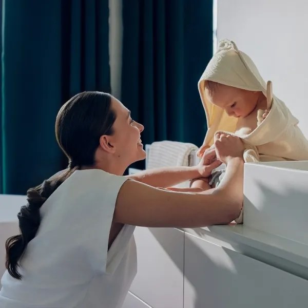 Lionelo - Muszlin kapucnis babatörölköző, bézs (Sand)