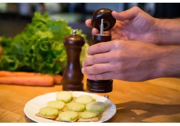 Cole&Mason - Borsdaráló CAPSTAN FOREST bükk 16,5 cm