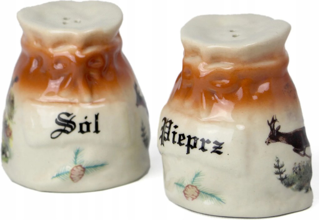 Vadász motívummal díszített só-bors fűszertartó szett barna