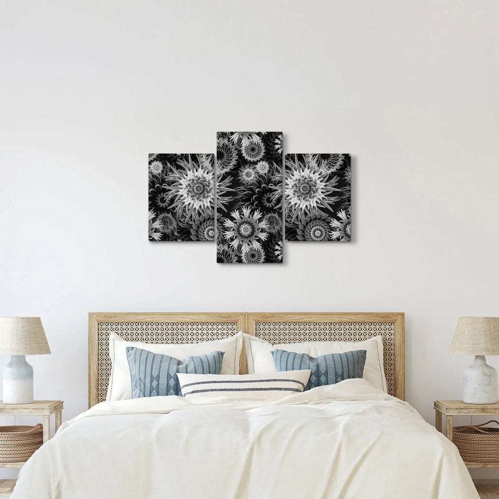 Kép - Fekete és fehér gyűszűvirág (90x60 cm)