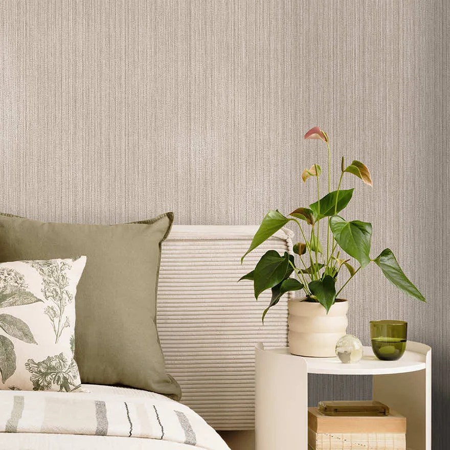 Holden Decor Essence Kilim mogyoróbarna csíkos fémhatású vlies tapéta – 66273