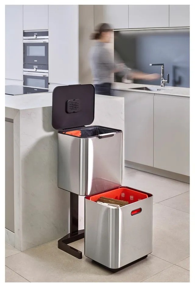Ezüstszínű acél szelektív szemetes 60 l Totem Max – Joseph Joseph