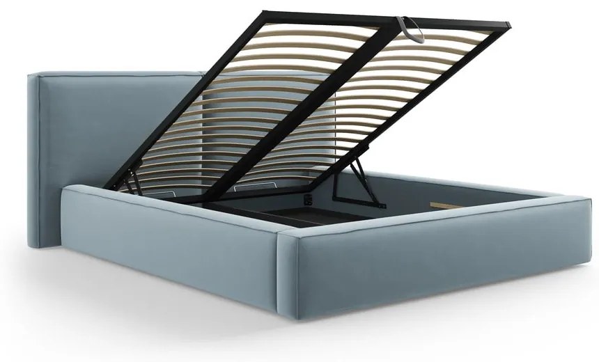 Világoskék bársony kárpitozott ágyneműtartós franciaágy ágyráccsal 200x200 cm Arendal – Cosmopolitan Design
