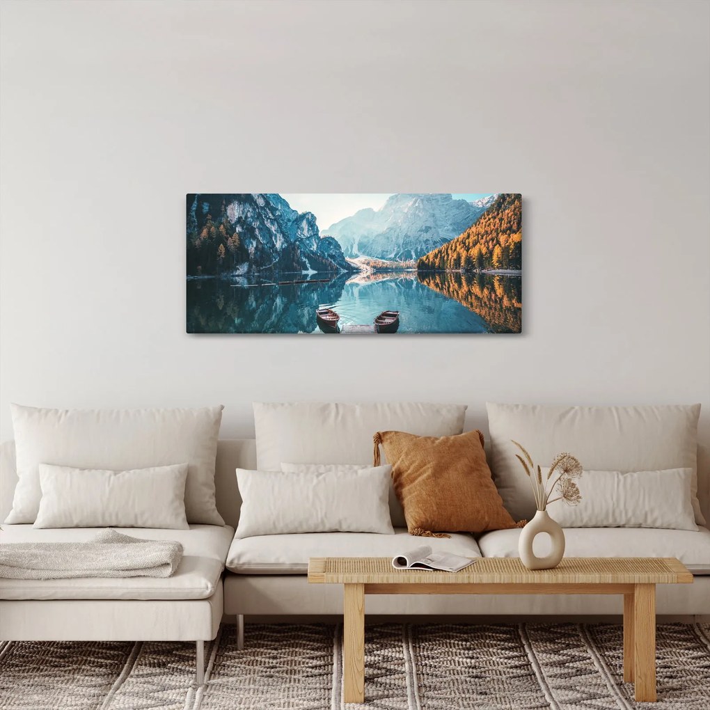 Kép - Csónakok a Braies-tónál (120x50 cm)