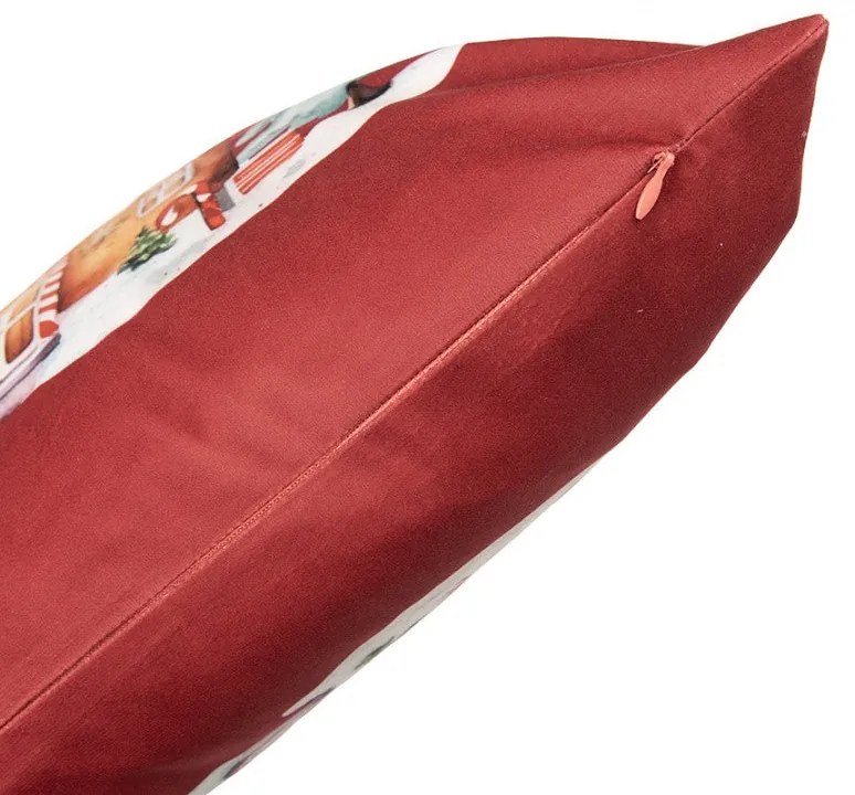 Karácsonyi párnahuzat 45x45 cm piros alapon mézeskalács házikó