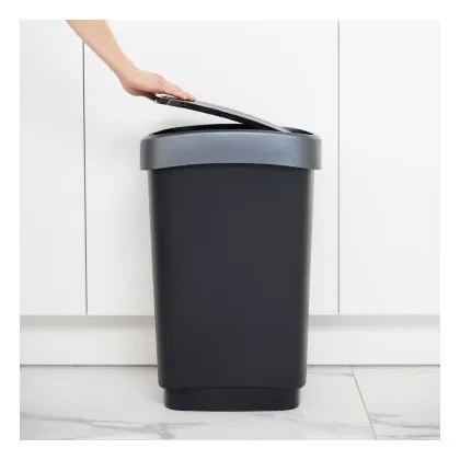 Fekete-ezüstszínű műanyag szemetes 50 l Twist – Rotho