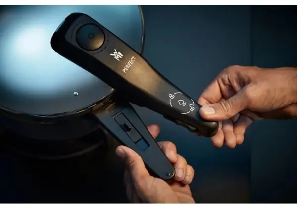 WMF - PERFECT rozsdamentes acél nyomásfőző szett 6,5 l + 3 l