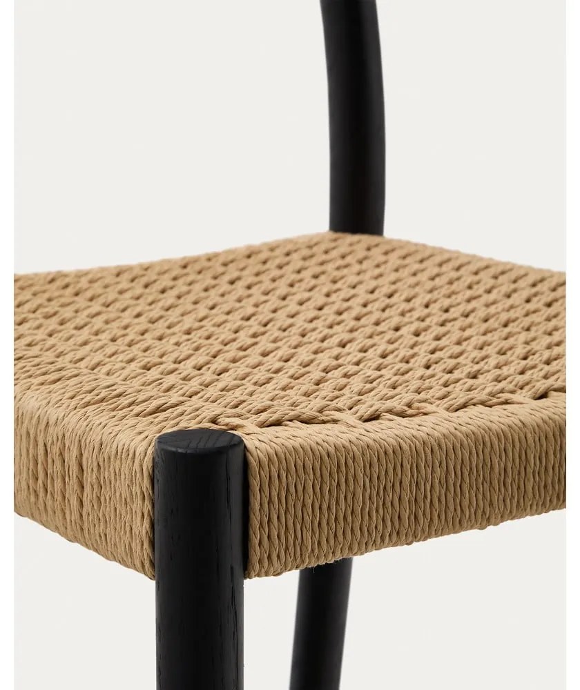 Fekete-natúr színű tölgyfa bárszék (ülésmagasság 65 cm) Yalia – Kave Home