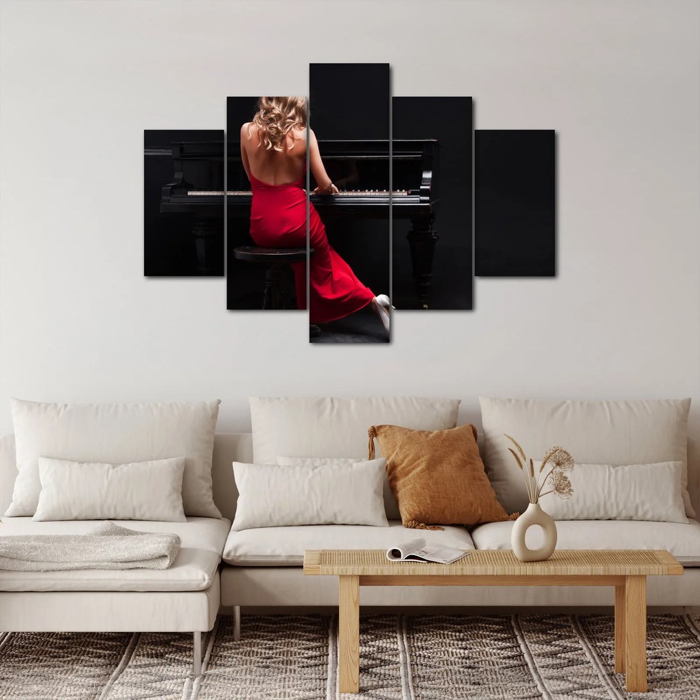 Egy zongorán játszó nő képe (150x105 cm)