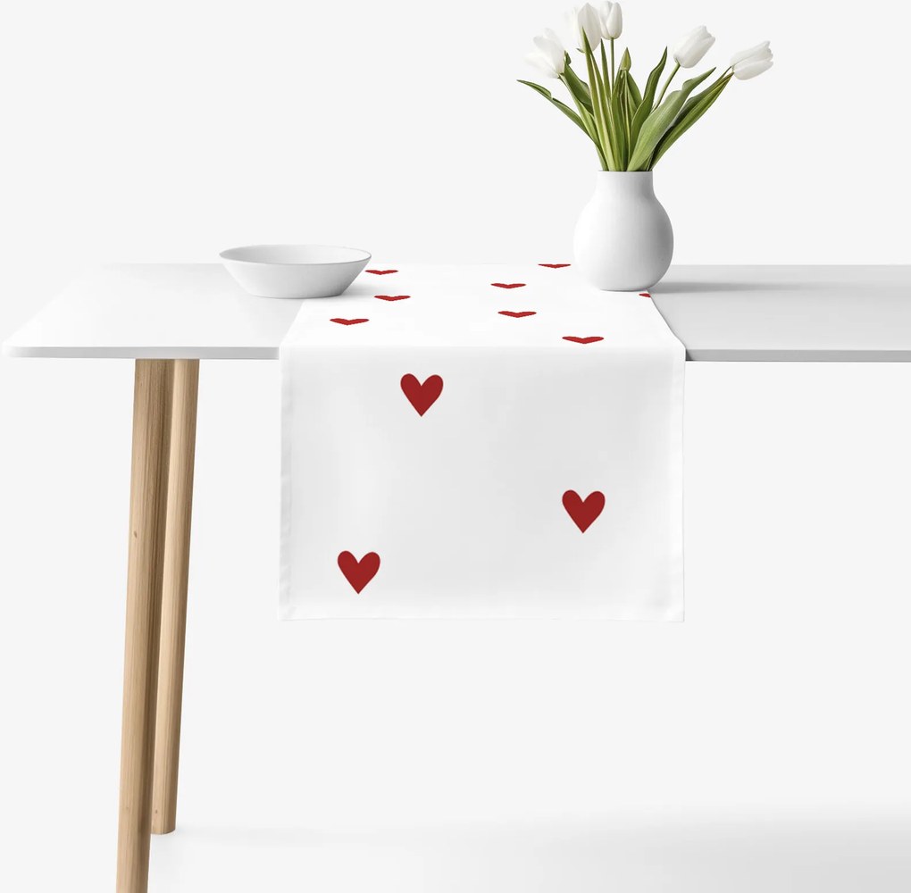 Goldea pamut asztali futó - piros szívecskék, fehér alapon 50x120 cm