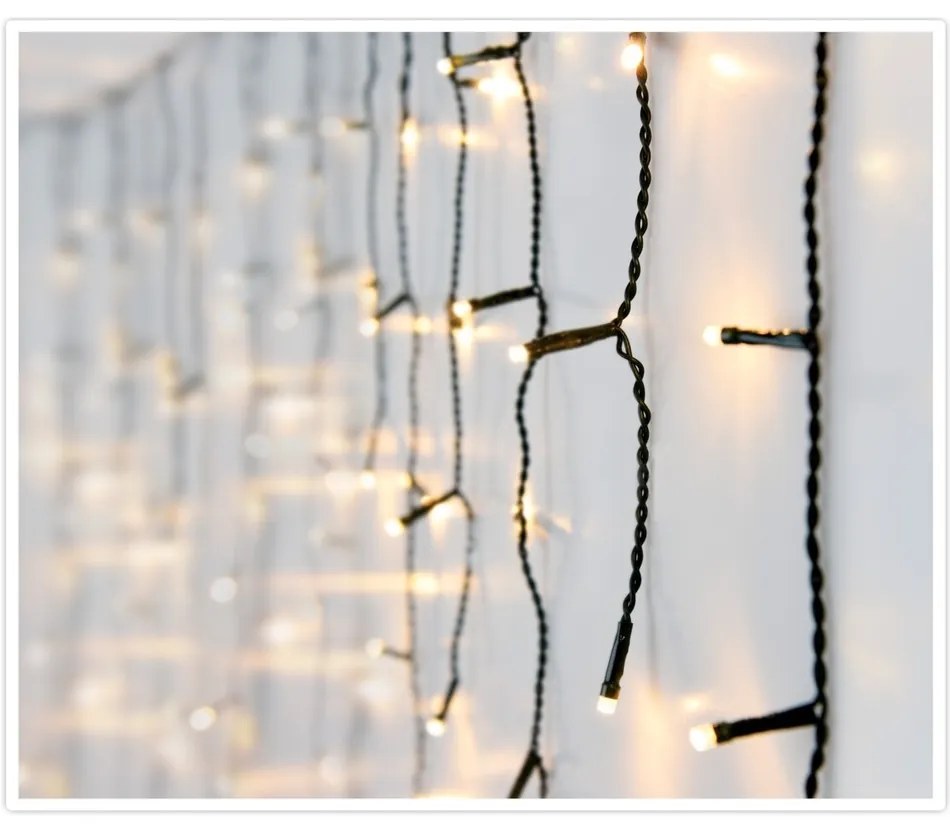Icicle meleg fehér karácsonyi fényfüzér, 180 LED, 6 m