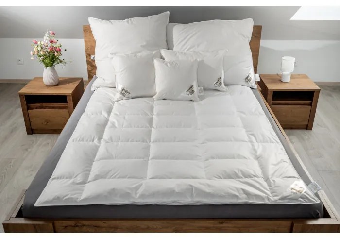 LUXUS Speciális tollpaplan - 140x200 cm - 100% pehely, 900g