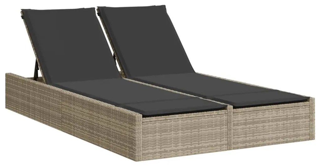 Világosszürke polyrattan dupla napozóágy párnával