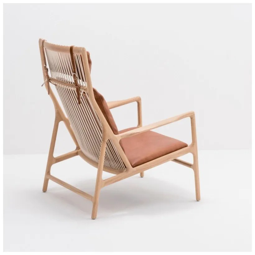 Dedo fotel tömör tölgyfa lábakkal, konyakbarna bivalybőr ülőpárnával - Gazzda