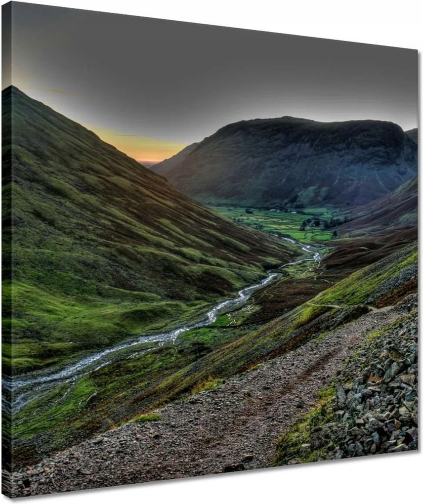 Vászonkép 40x40 Napfelkelte a hegyekben