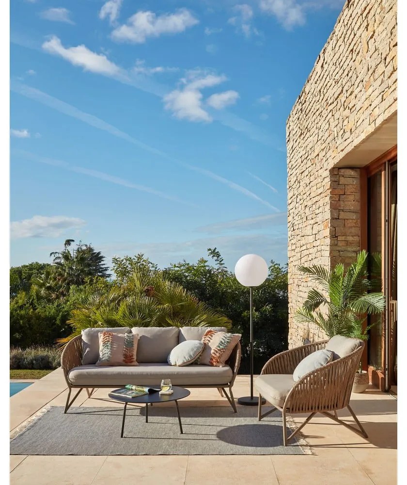 Világosszürke-barna fém kerti fotel Branzie – Kave Home