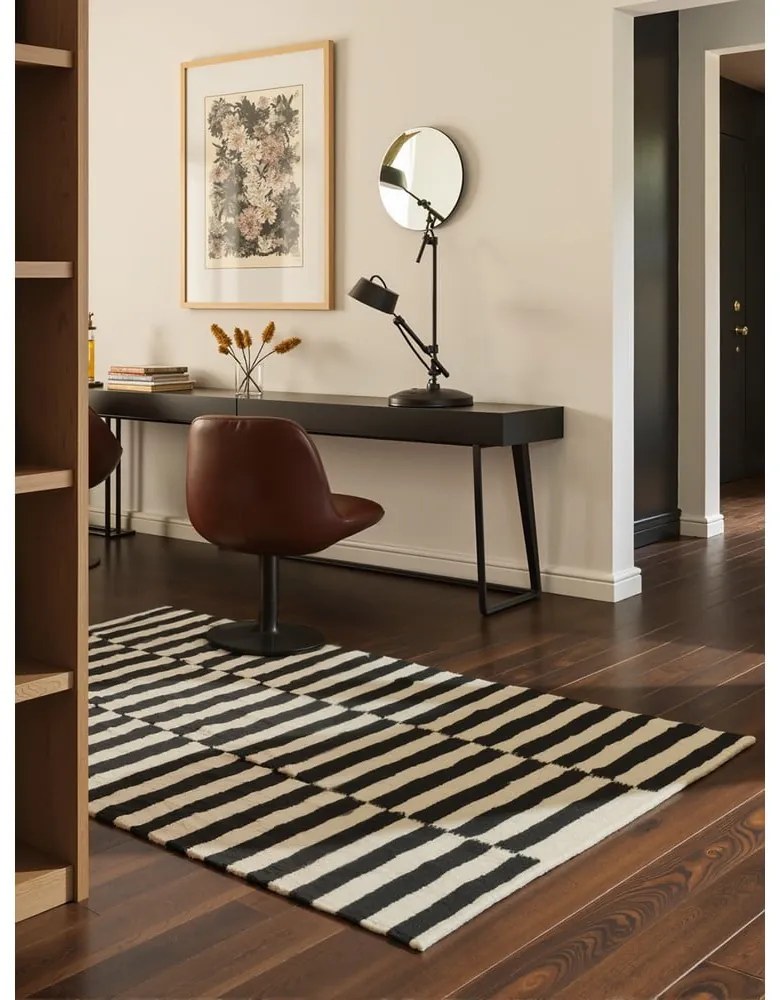 Fekete-fehér kétoldalas kézi szövésű gyapjú szőnyeg 120x180 cm Donna – Hanse Home