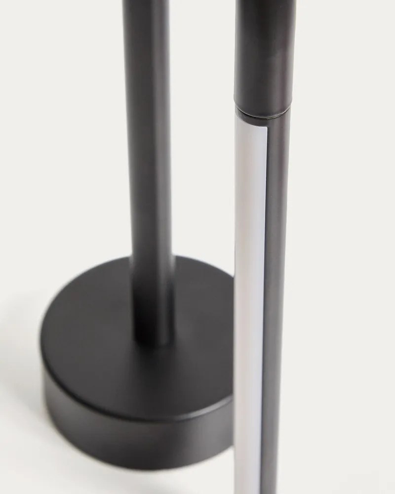 Fekete fém LED asztali lámpa (magasság 30 cm) Bow – Kave Home