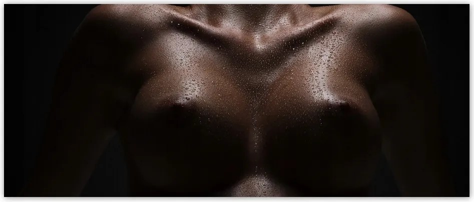 Fotótapéta flizelina 250x104 Feszes mellek Akt