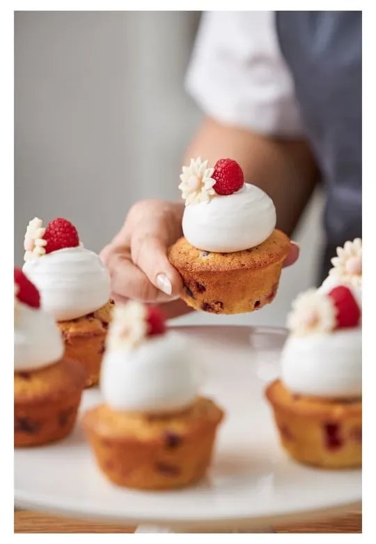 Acél sütőforma muffinhoz 19x27 cm – Blomsterbergs