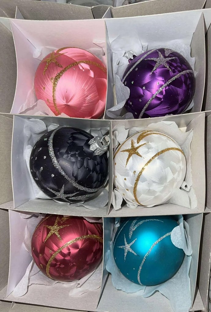 6 db-os színes, kézzel díszített üveg karácsonyfadísz szett