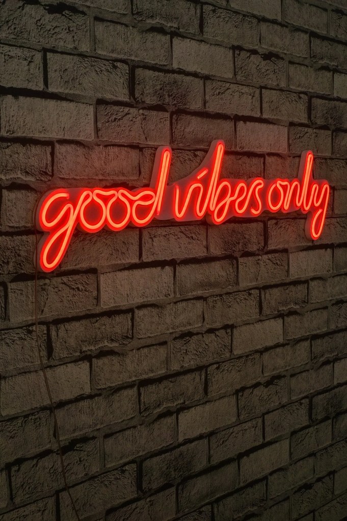 Műanyag LED-es fali dekoráció, Good Vibes Only - Red