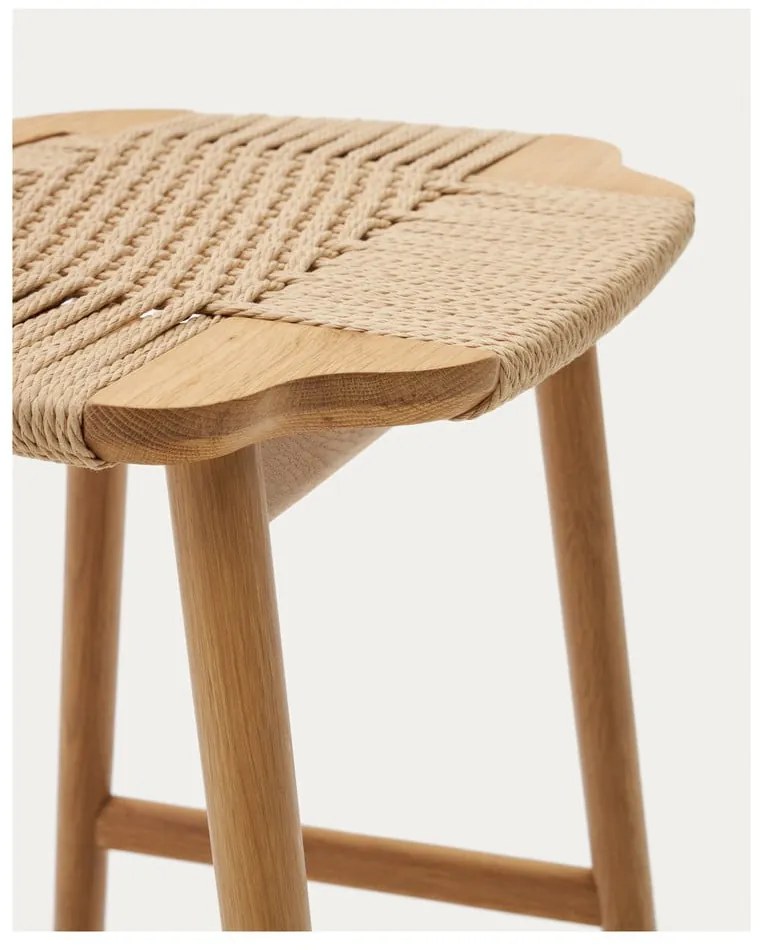 Natúr színű tölgyfa bárszék (ülésmagasság 65 cm) Enit – Kave Home