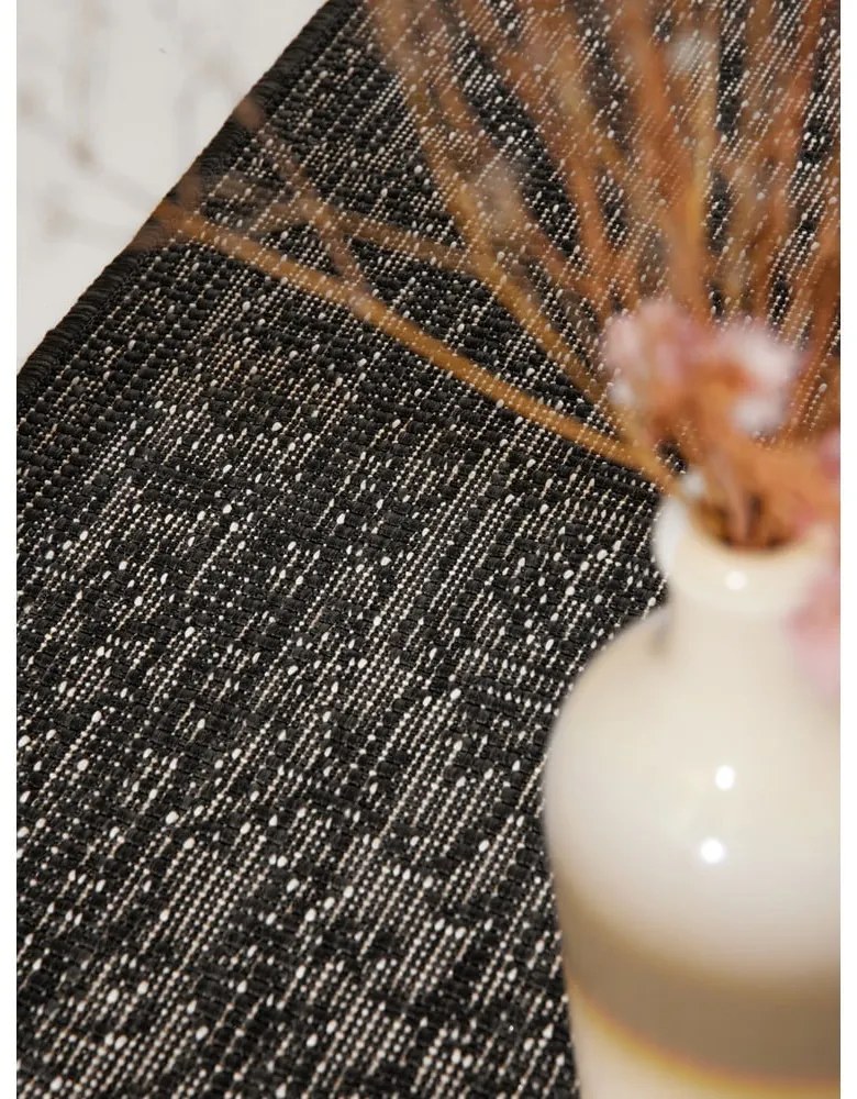 Fekete-fehér kültéri-beltéri futószőnyeg 80x250 cm Duet Kona – NORTHRUGS