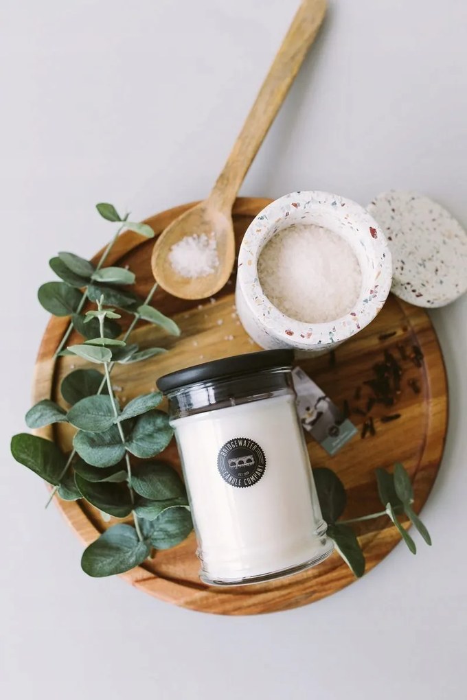 Wind Down illatgyertya 524g Bridgewater Candle