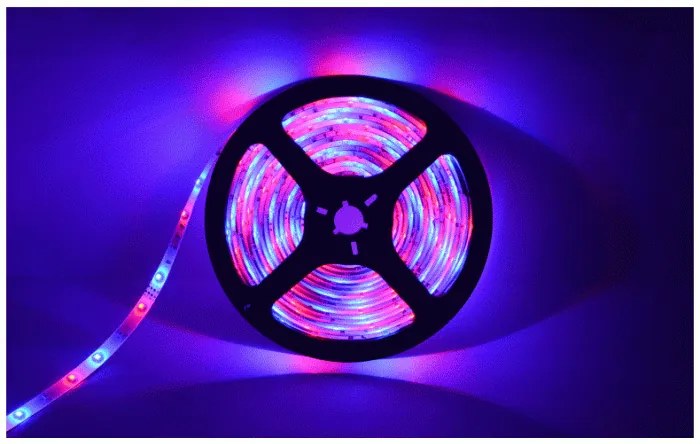 LED RGB szalag TV mögé - 5 m