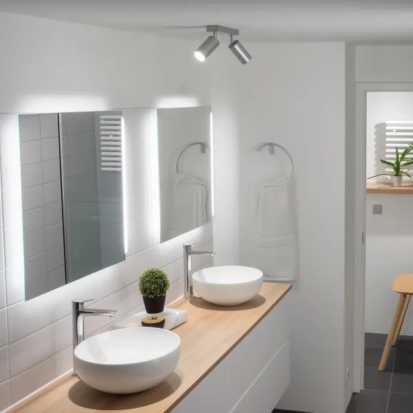 Brilagi - Fürdőszobai spotlámpa SELE 2xGU10/30W/230V IP44 ezüst