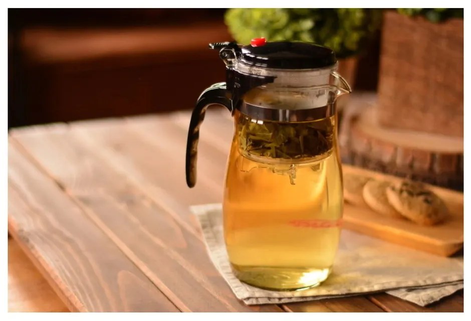 Vogue üveg teáskanna szűrővel, 900 mlml - Bambum