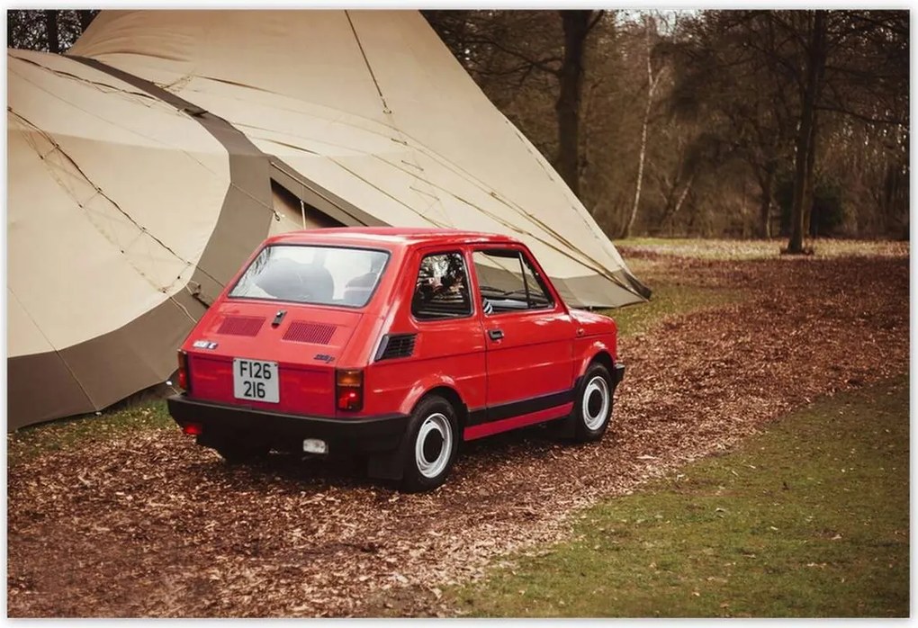 Poszterek 155x105 Piros kisautó Fiat 126p