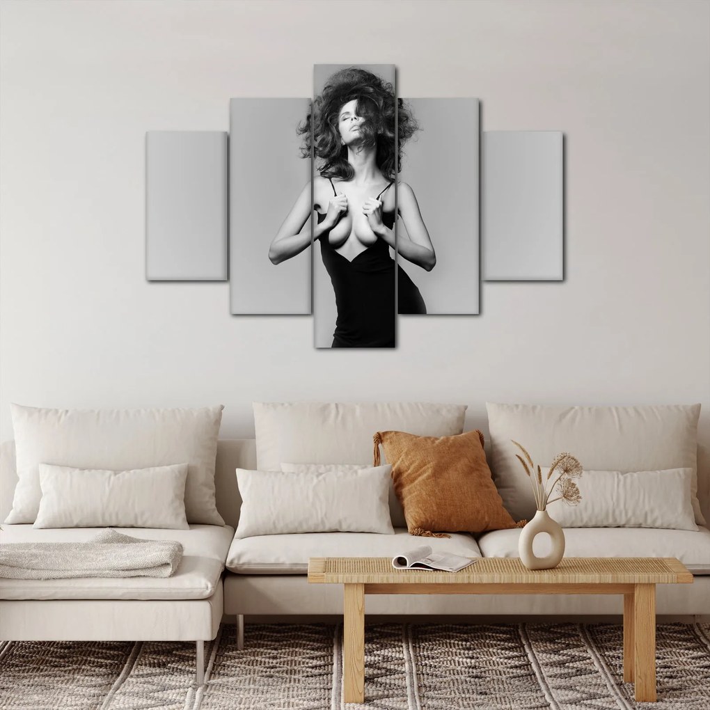 Fekete ruhás nő képe (150x105 cm)