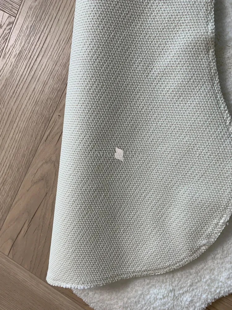 Vajpuha ovális shaggy sebano Fehér (white) 67x110