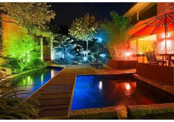 Müller-Licht - LED RGBW Dimmelhető kültéri reflektor LED/10W/230V IP65 + távirányító