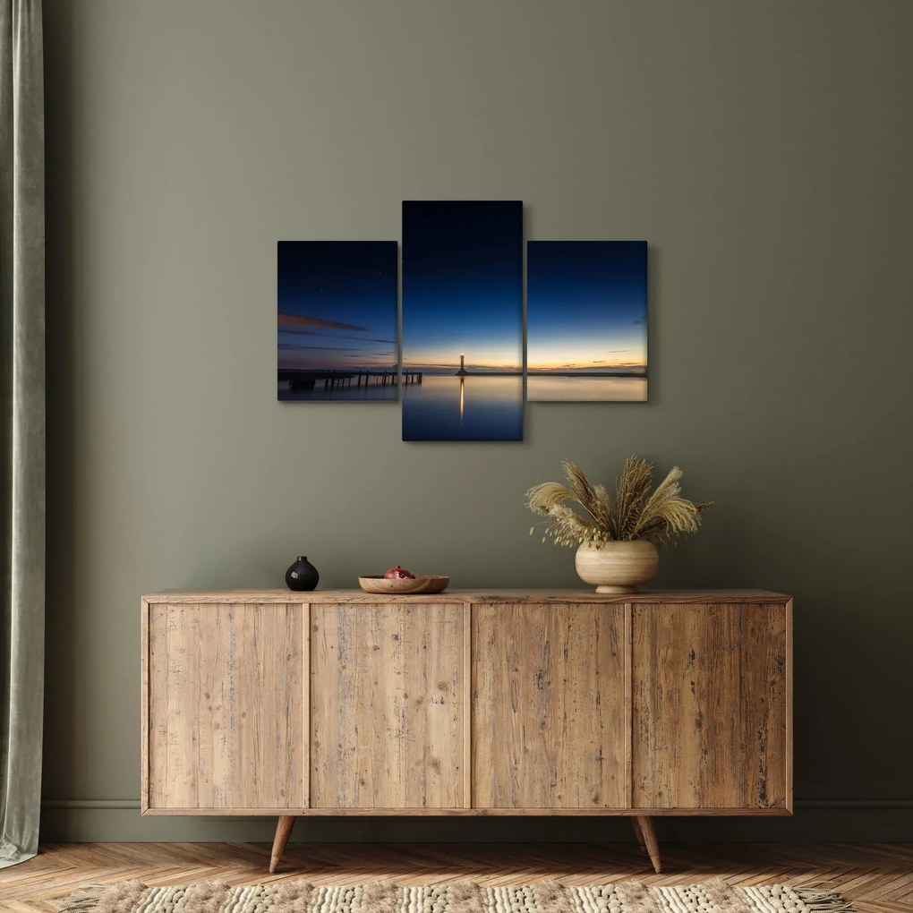 Egy világítótorony képe a távolban (90x60 cm)