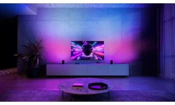 Philips - 2 darabos szett: Hue PLAY Wall Washer dimmelhető RGBW LED lámpa, 20W/230V, 2000–6500K, fehér