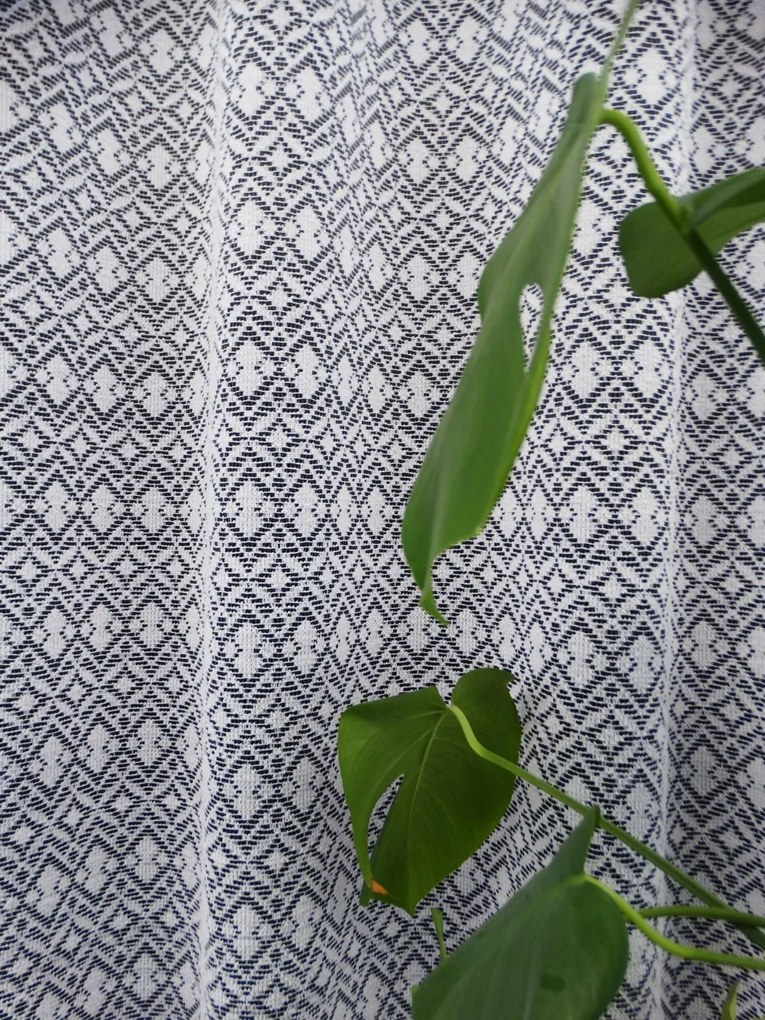 Mg Függöny Geo 35668 Fehér 200x250cm készre varrva Bt M