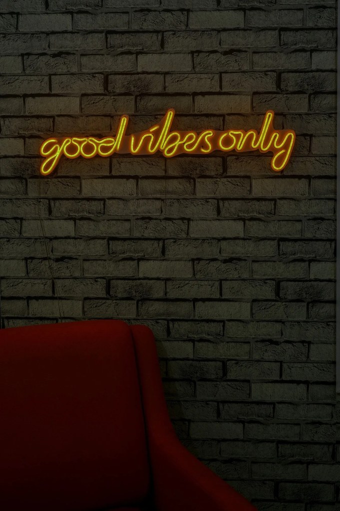 Műanyag LED-es fali dekoráció, Good Vibes Only - Sárga