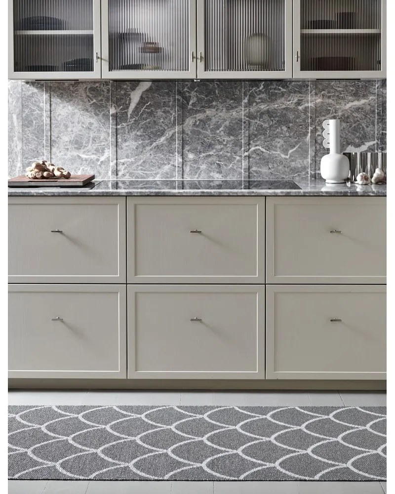 Szürke kültéri-beltéri futószőnyeg 70x300 cm Kotte Charcoal – Pappelina