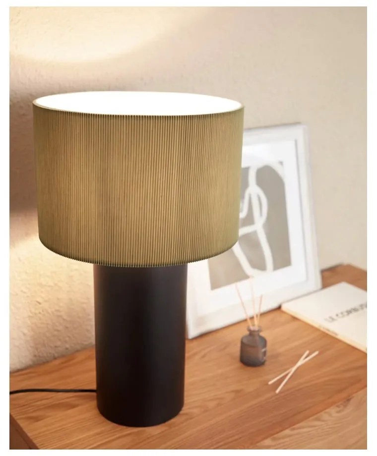 Fekete-szürke asztali lámpa fém búrával (magasság 50 cm) Domicina – Kave Home