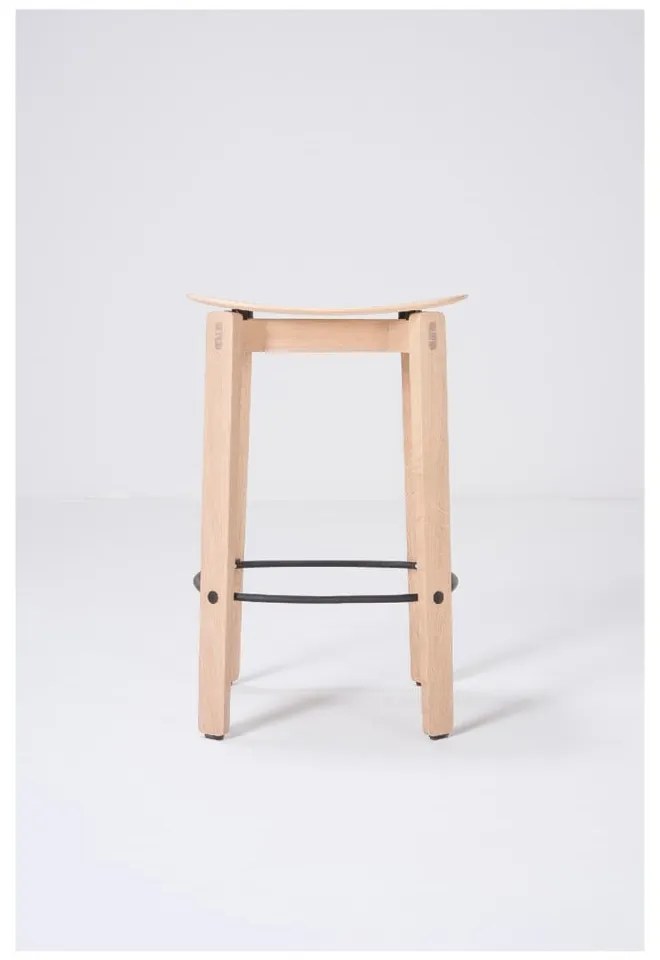 Natúr színű tölgyfa bárszék (ülésmagasság 65 cm) Nora – Gazzda