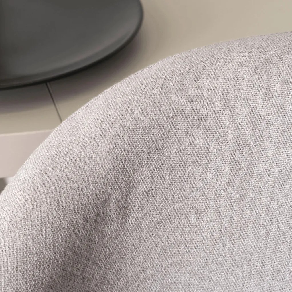 Szék szürke/fekete színben. BROS