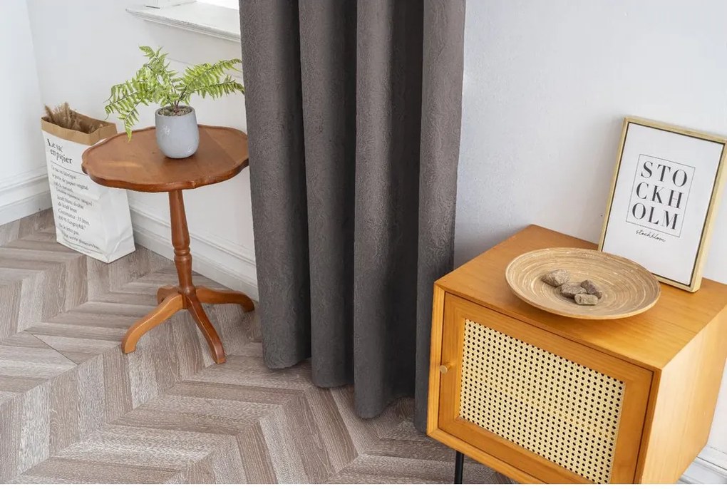 DUNES VELVET sötétítő függöny 140×250 cm, sötétszürke Felfüggesztés: Fém gyűrűk