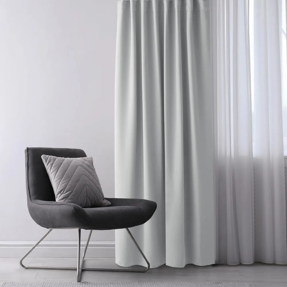 Világosszürke sötétítő függöny 140x270 cm Eyelets – Restilo