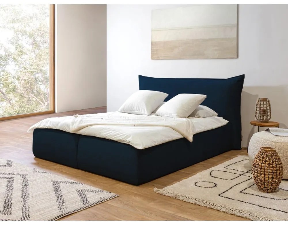 Sötétkék kárpitozott franciaágy tárolóhellyel ágyráccsal 160x200 cm Jade – Bobochic Paris
