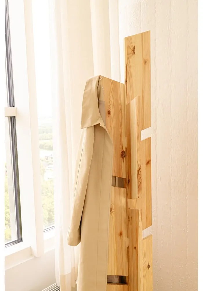 Natúr színű borovi fenyő fogas 60x186 cm Keeper – Karup Design