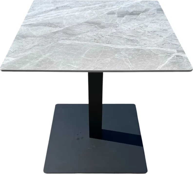 Bisztróasztal szürke márványhatású szinterezett kerámia lappal, 70×70 cm méretben RISTRETTO